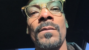 Snoop Dogg pénzt akart csempészni