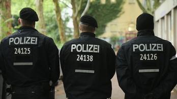 Rendőrökre támadt egy szélsőséges Németországban