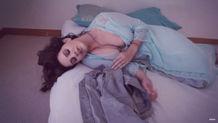 Lana Del Rey az új klipjében is iszonyú jó csaj