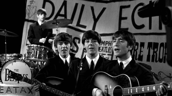 150 ezer dollárért árverezik el a Beatles első lemezszerződését