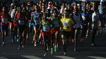 Egy amatőr futó ellopta a show-t a maraton-vb-n