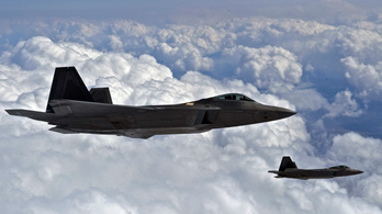 Az USA F-22-eseket telepít Kelet-Európába