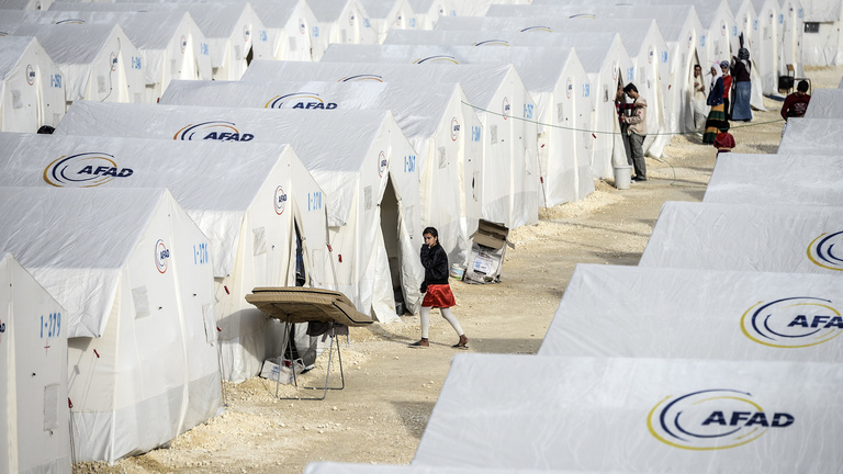 A szír menekültek 90 százalékának esze ágában sincs Európába jönni