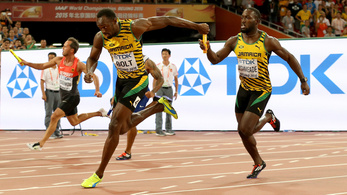 Usain Bolt mindent vitt, harmadik vb-aranyát nyerte