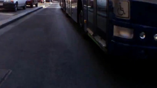Garázsban parkolja a buszokat a biciklist gázoló sofőr