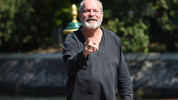 A Variety szerint meghalt Terry Gilliam, a Facebookon üzent, hogy él