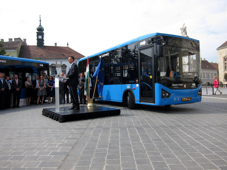 Dabóczi Kálmán szívesen vett volna magyar buszokat, de a Karsan sokkal olcsóbb ajánlatot adott