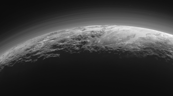 Páraréteg látható a Plútó legfrissebb képein